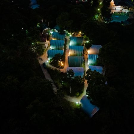 Mookanana Jungle Resort And Spa Hassan Eksteriør bilde