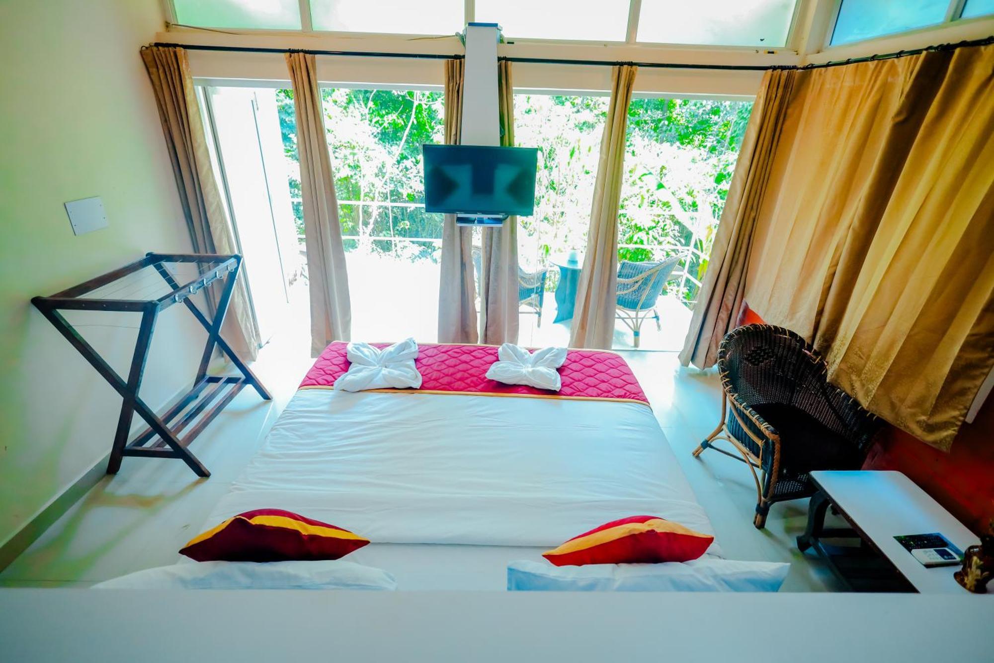 Mookanana Jungle Resort And Spa Hassan Eksteriør bilde